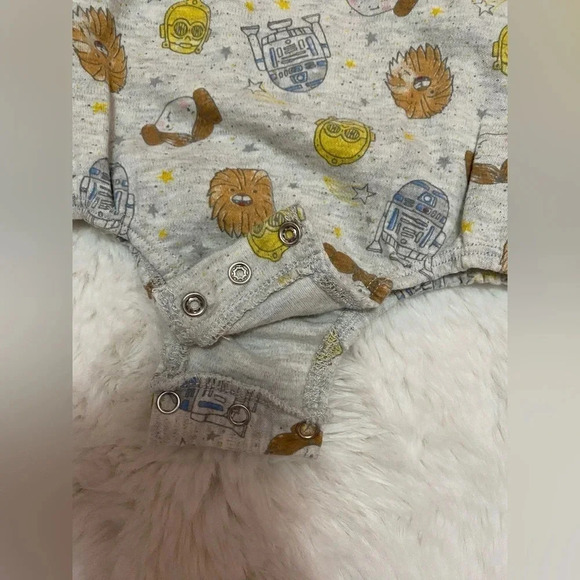 Star Wars Baby unisex Onesies size 3-6 months - Picture 4 of 6